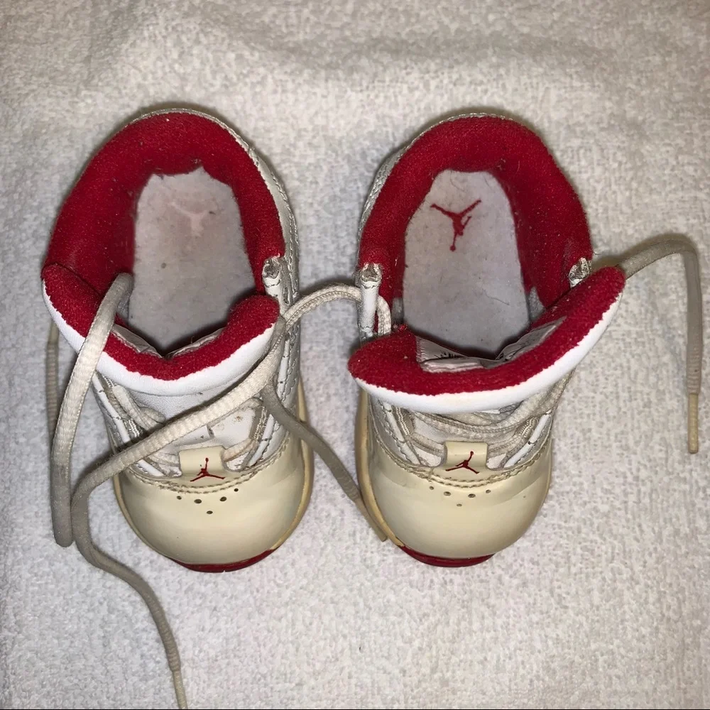 Infant 4C JORDAN B-2RUE 312526-104 White & Red True Vintage 2005 Baby Shoes